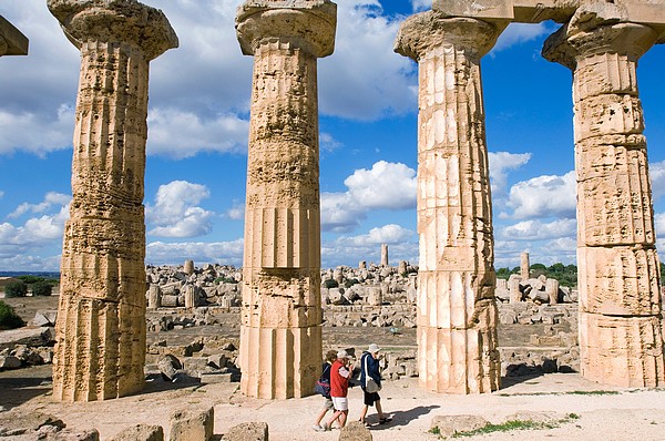 ca. 490-480 B.C., Castelvetrano, Sicily, Italy --- Tourists at Selinunte Ruins, Temple E --- Image by © Atlantide Phototravel/Corbis