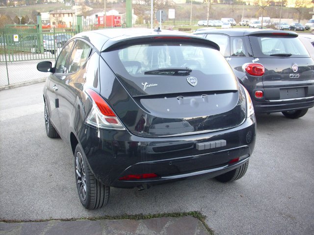 YPSILON2