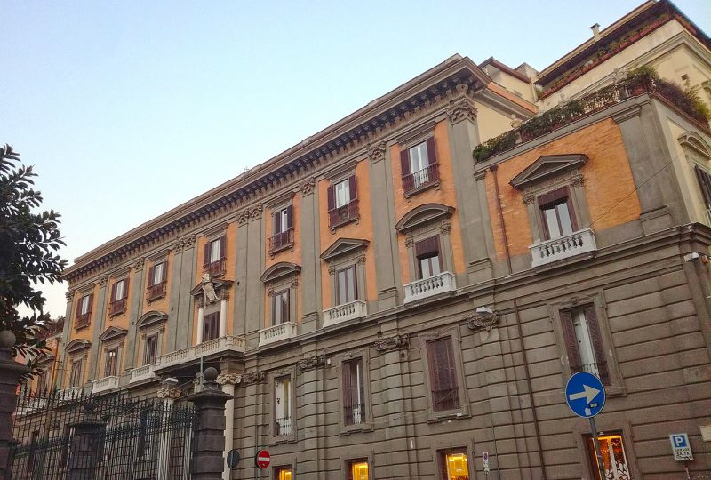 palazzo-caracciolo-1-800x540